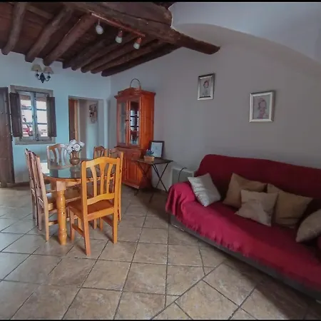 Flores, Disfruta En El Centro De Apartmán Ronda